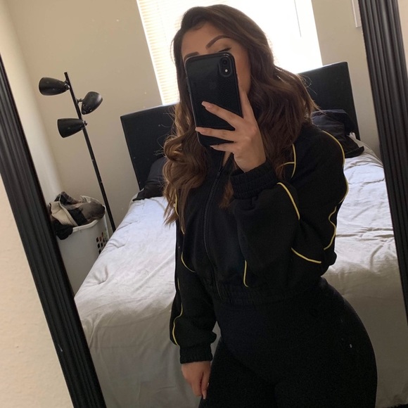 Bomber jacket - Picture 2 of 2